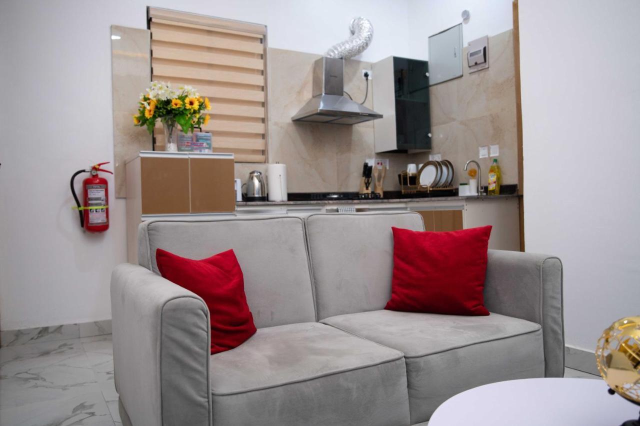 Kay'S Comfort Place Lekki Exterior photo