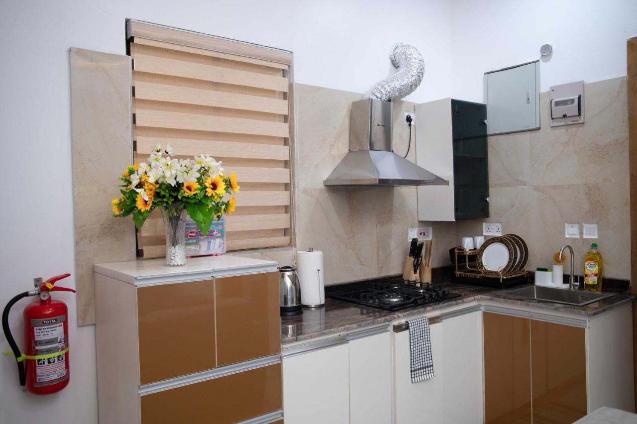 Kay'S Comfort Place Lekki Exterior photo